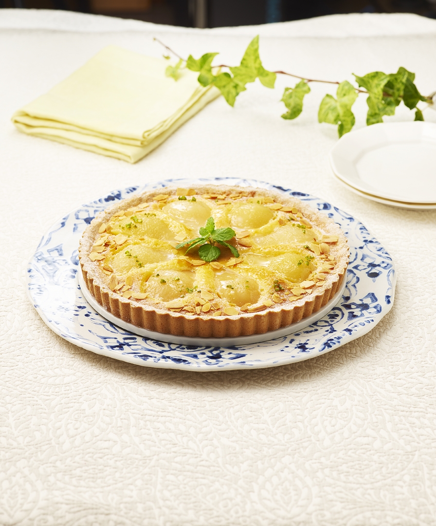 フリーカットケーキ　洋梨タルト（ホール）