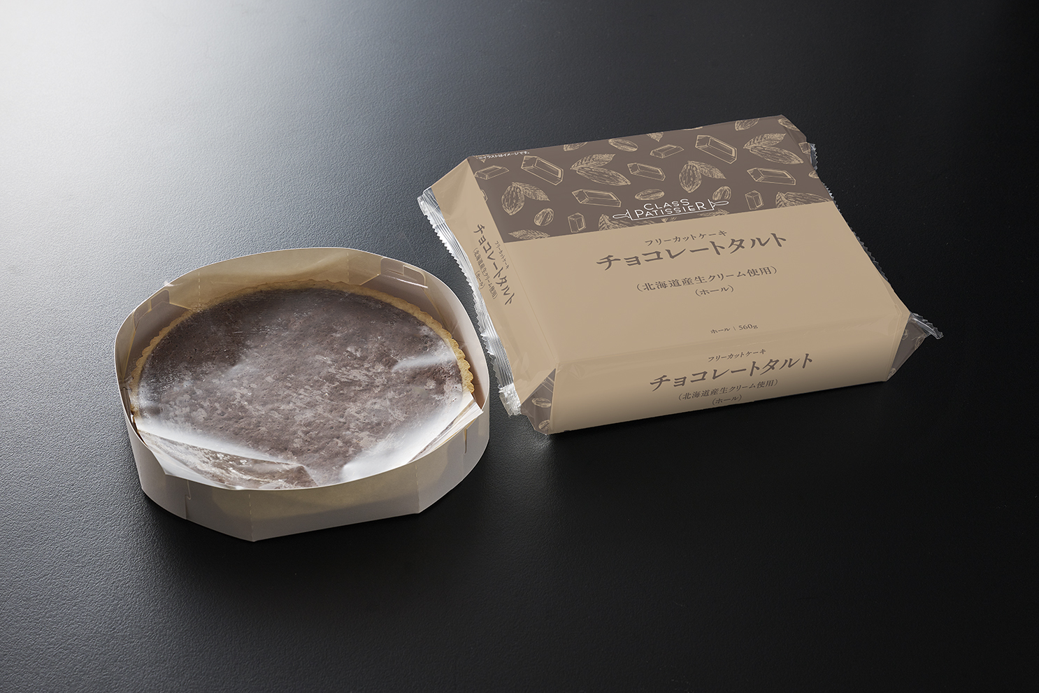 フリーカットケーキ　チョコレートタルト（北海道産生クリーム使用）（ホール）