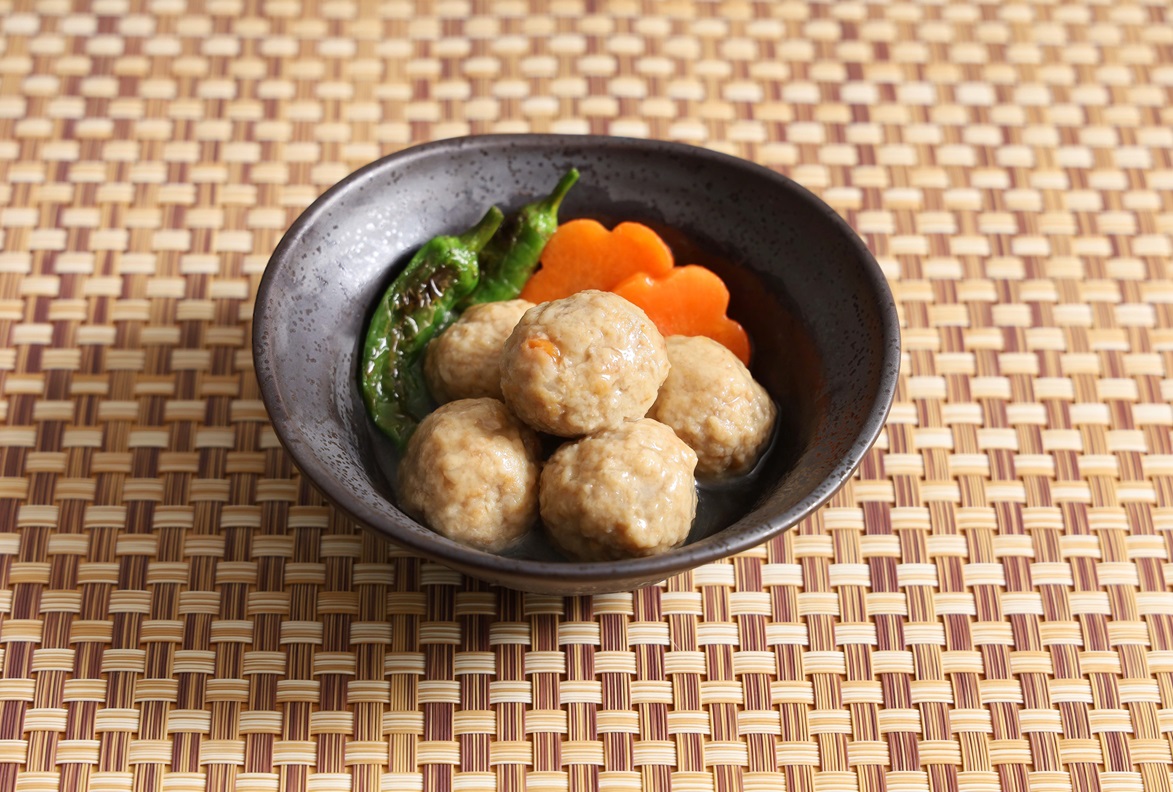 G-value国産鶏使用根菜入だんご