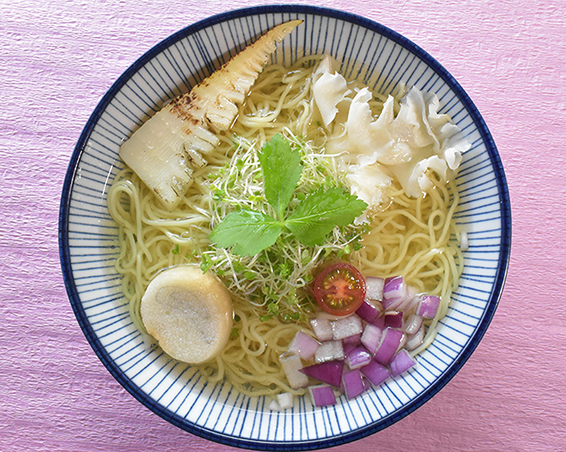 プラントベース　塩ラーメンスープ