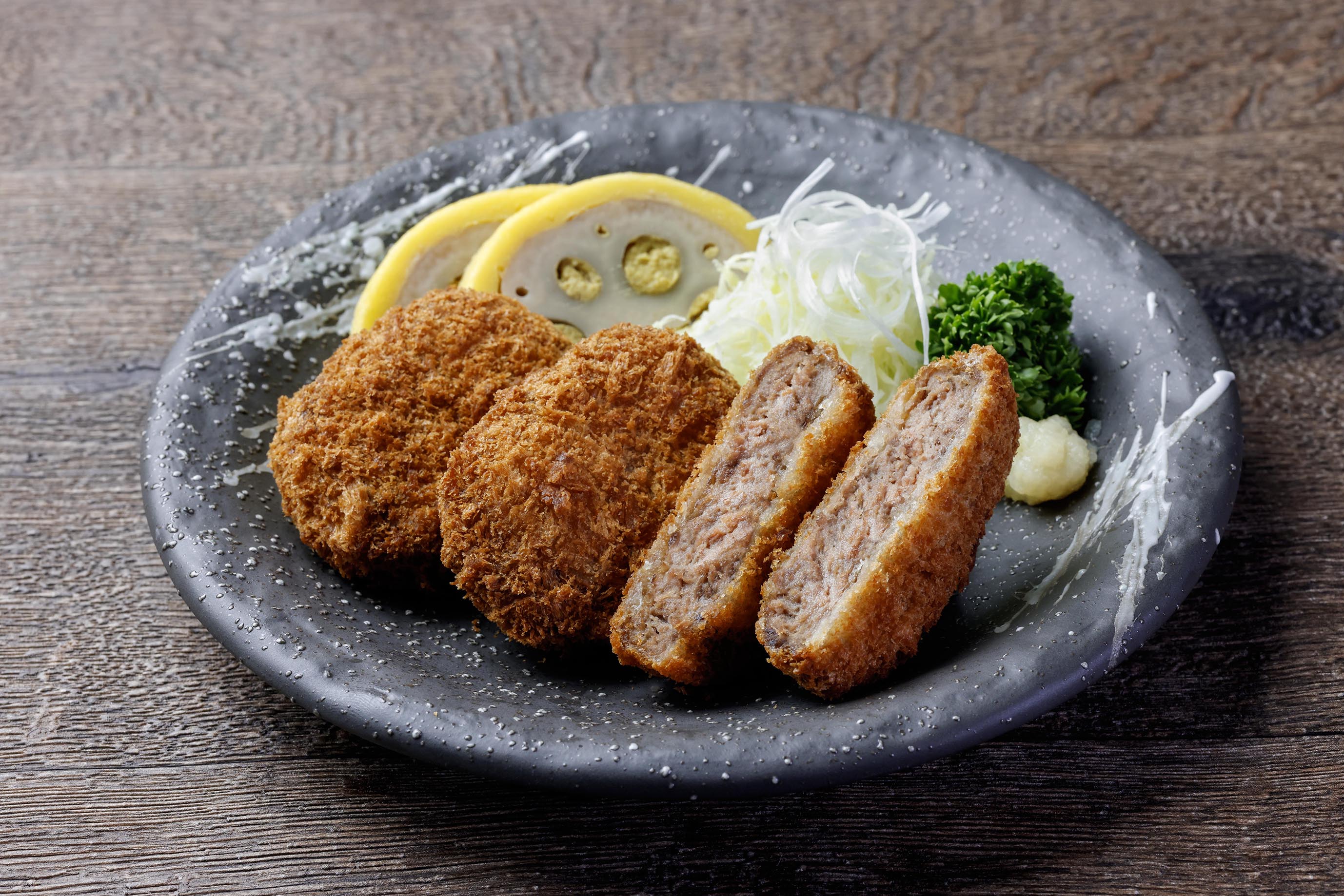 九州しょうゆ仕立て馬肉カツ・４５