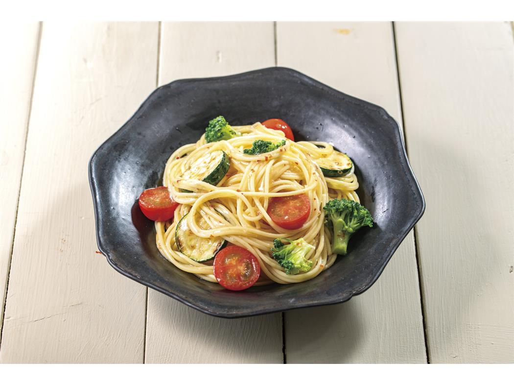 キユーピー　オイルソース　ガーリック&赤とうがらし　１Ｌ