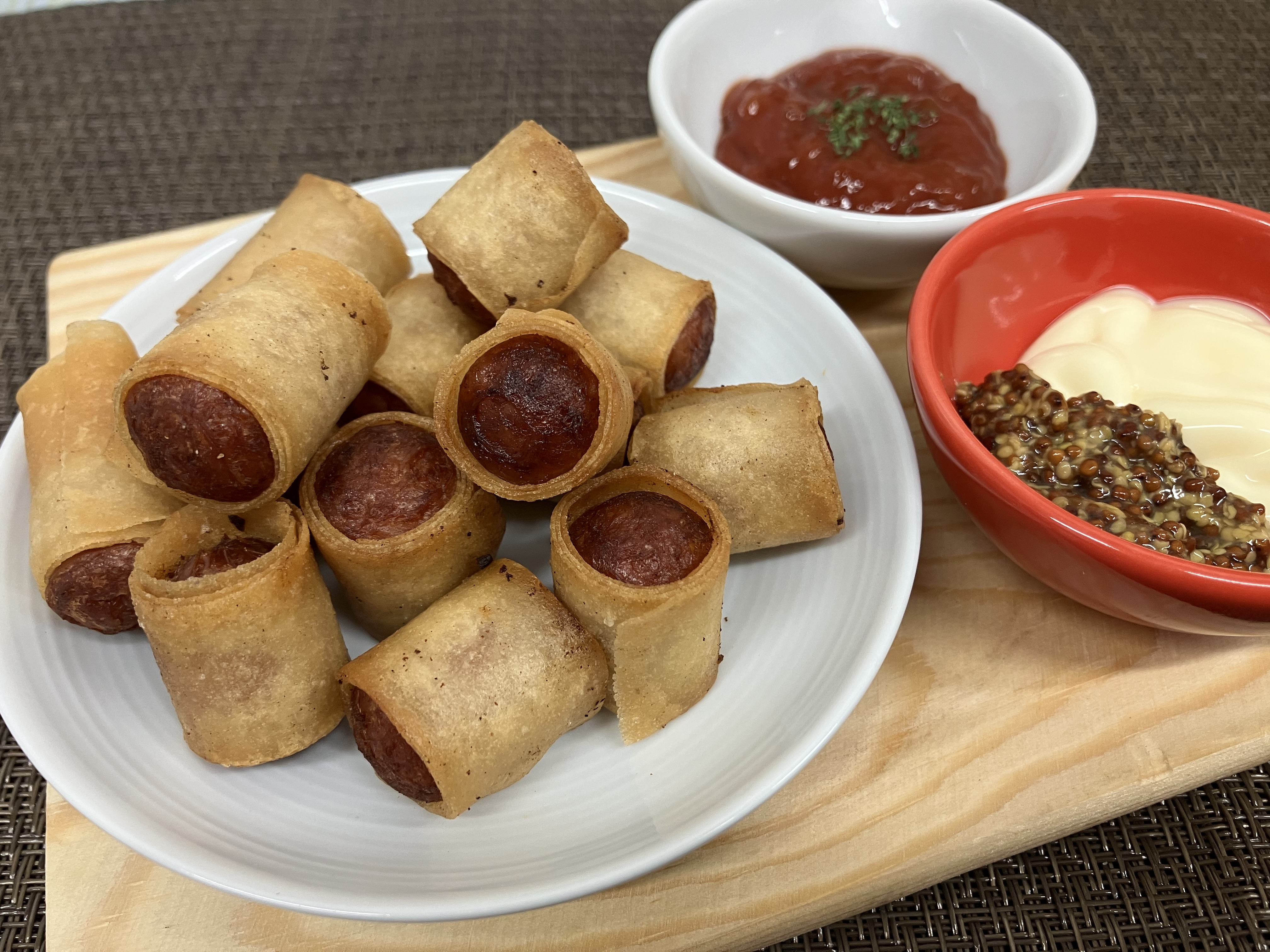 コロコロソーセージ春巻