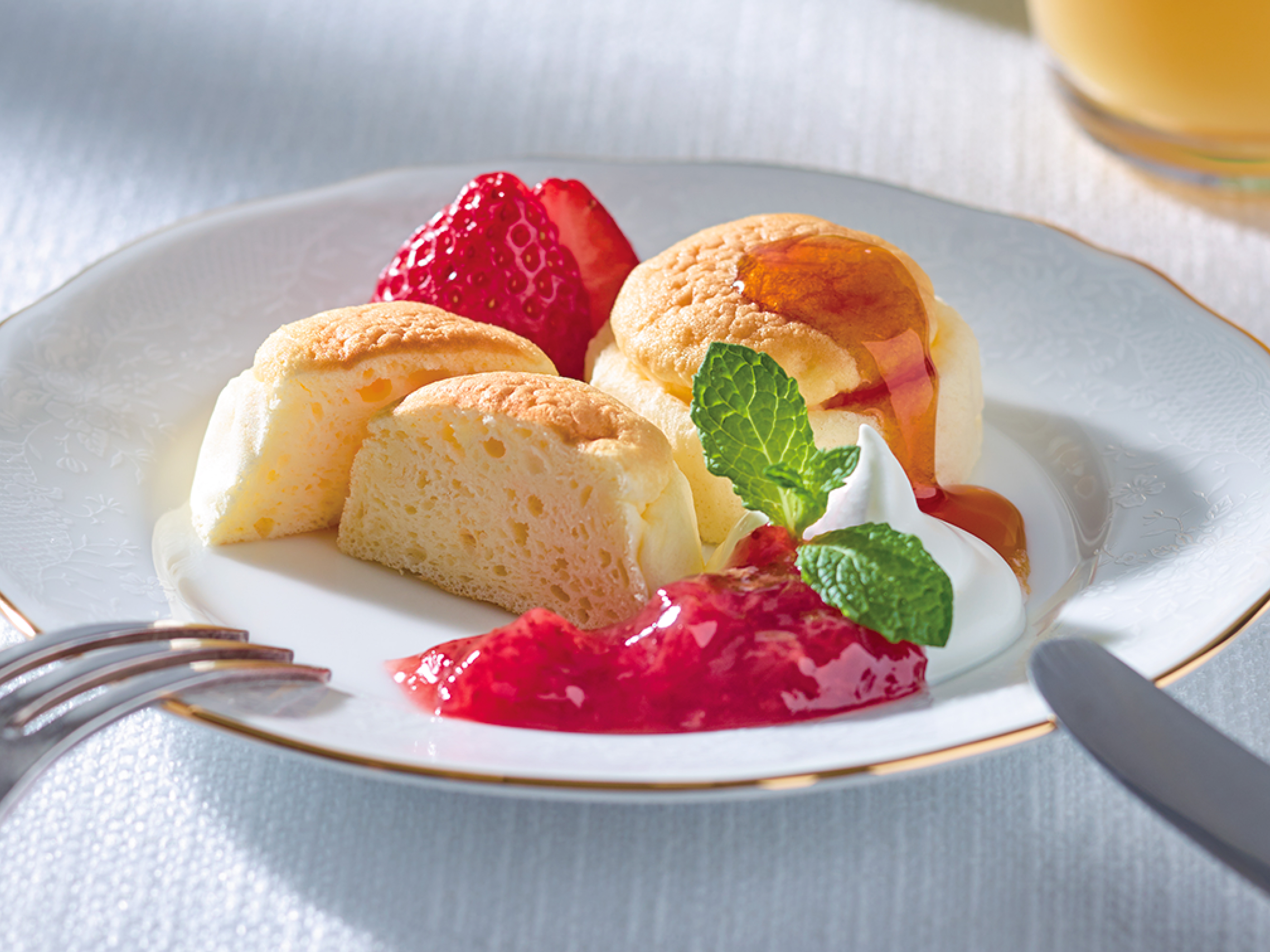 ふわしゅわプチスフレパンケーキ