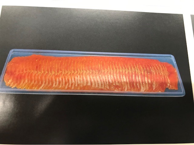 激安☆超特価紅鮭 スモークサーモン スライス 燻製 500g 冷凍 スモーク 業務用 鮭、サーモン