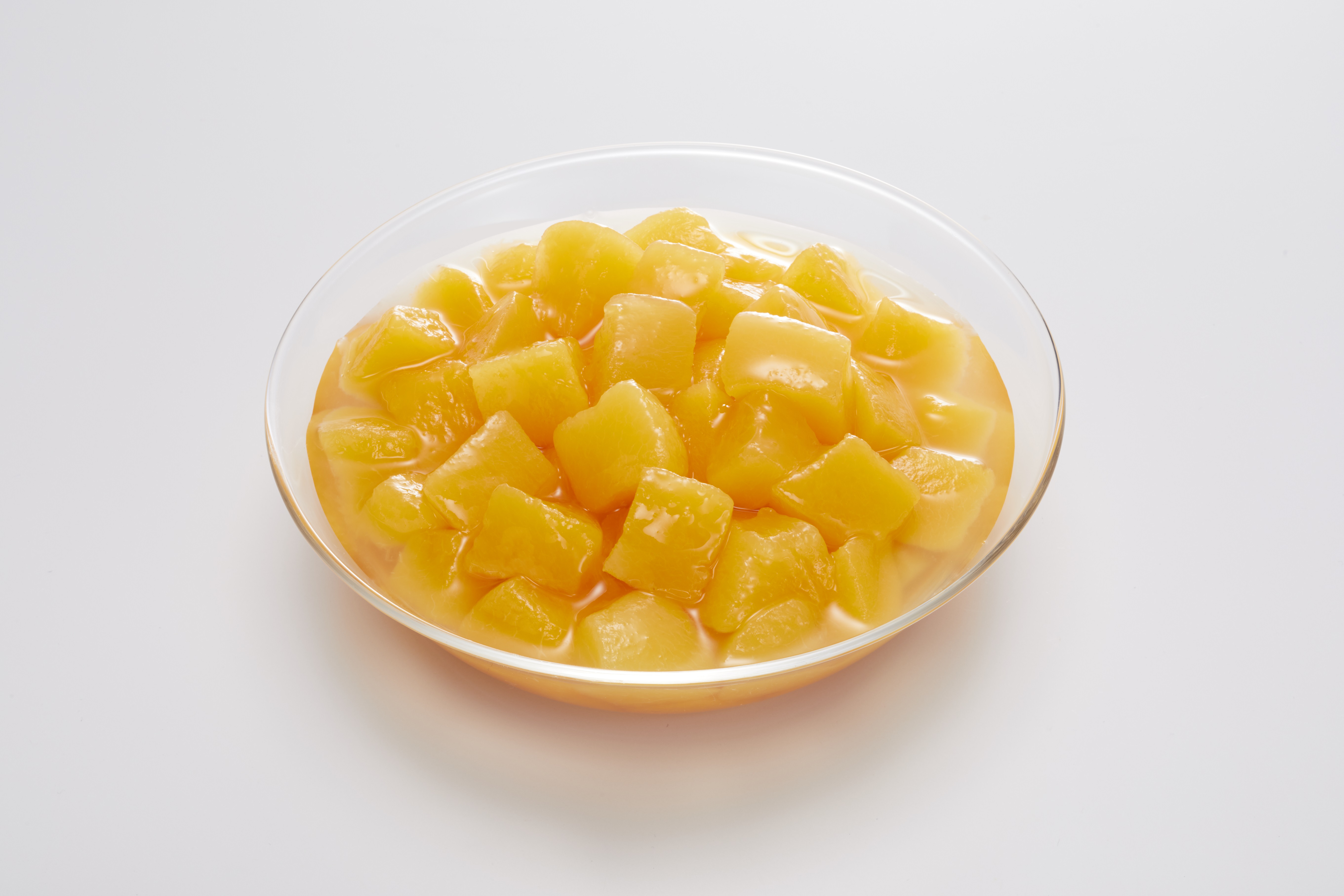 マルハニチロ　Ｐ中国産　黄桃ダイス　　　１ＫＧ
