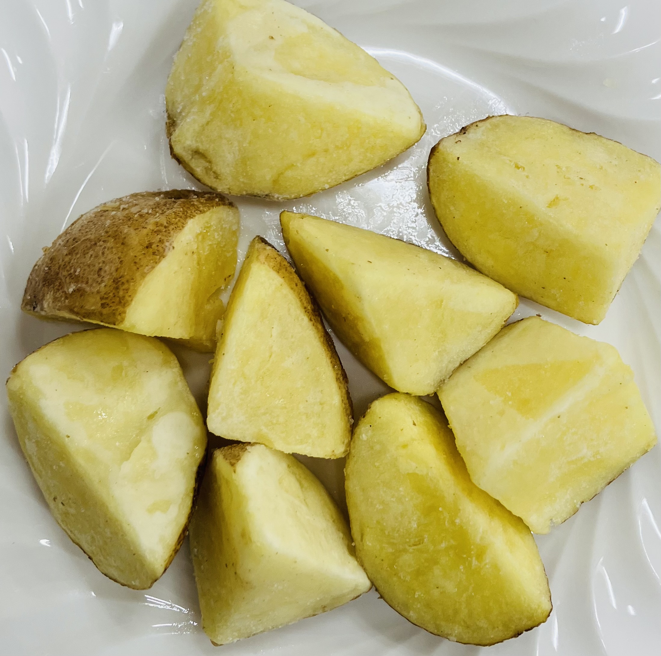 ポテトフライ　乱切り皮付き