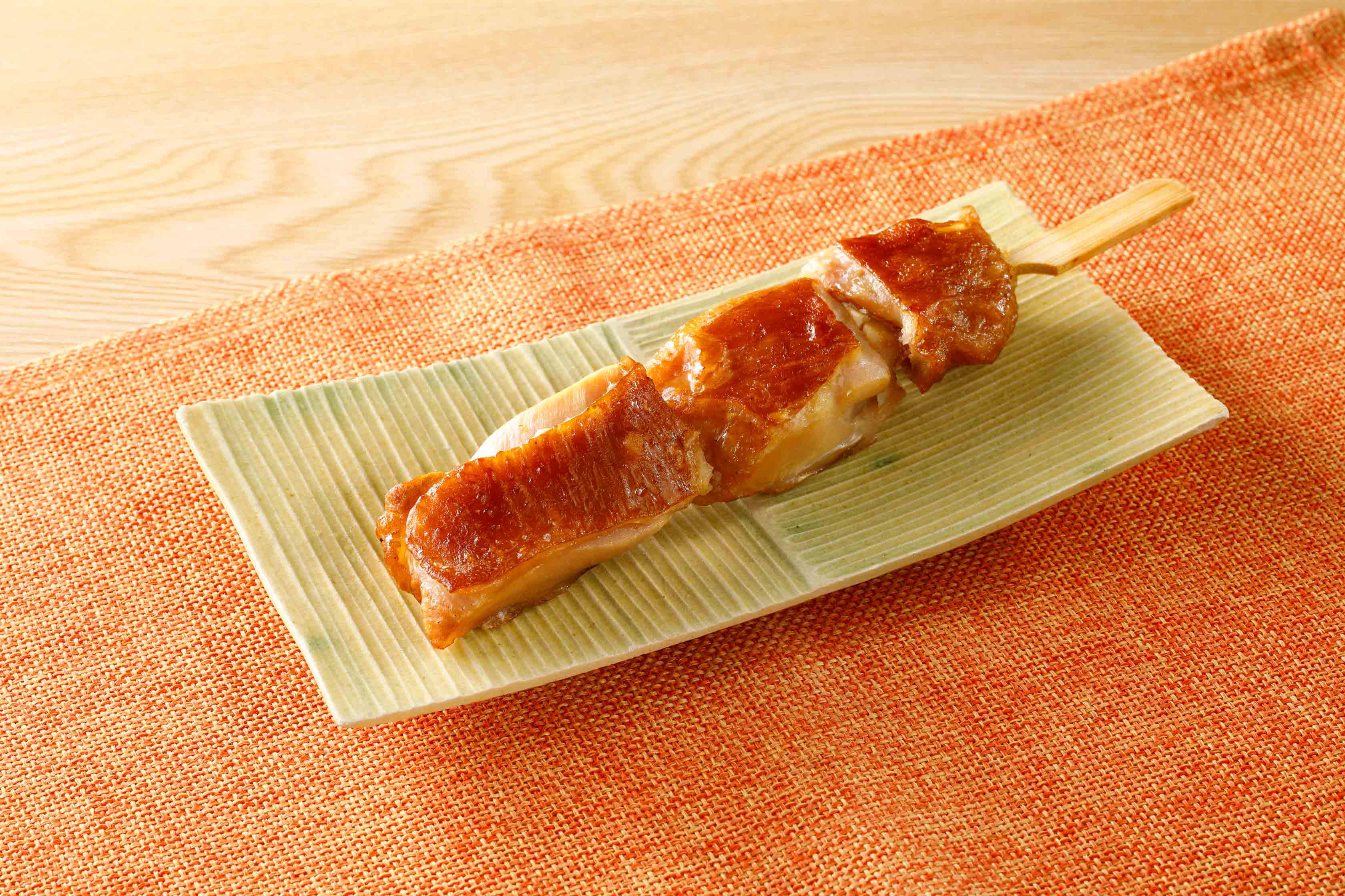 鶏もも串 スモーク72