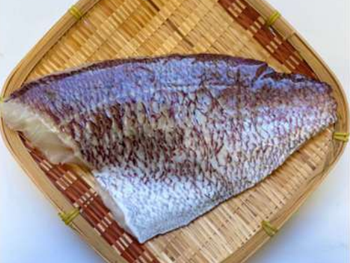 真鯛皮付きフィーレ　腹骨取り　生食可
